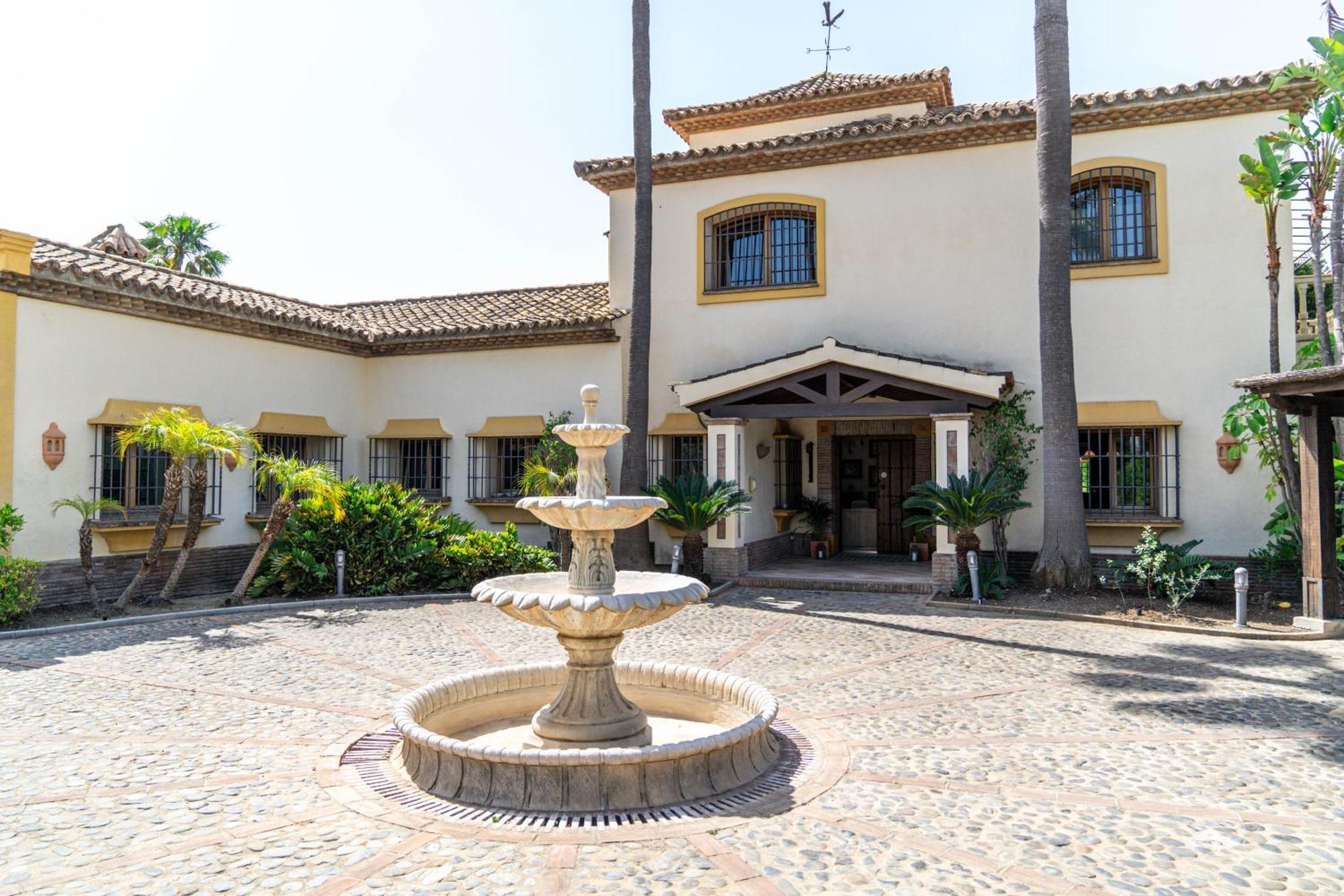 Casa Tess Boutique Hotel Estepona Exterior foto